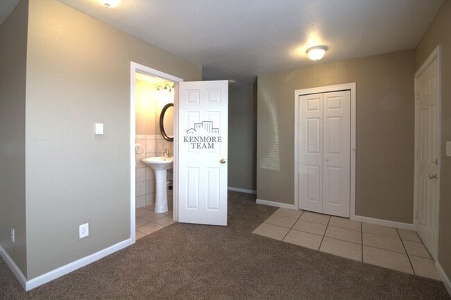 Photo - 1419 Jadwin Ave