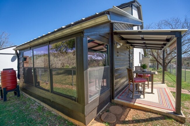 Photo - 758 Sandy Mountain Dr