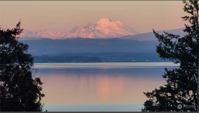 Photo - 1353 Rainbow Ln