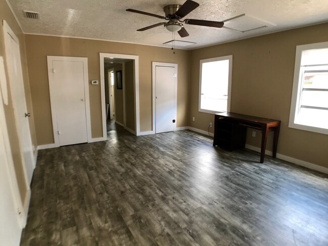 Photo - Cute 2/1 near downtown Kissimmee