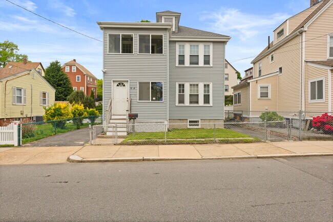 Photo - 21 Everdean St Apartments Unit 2