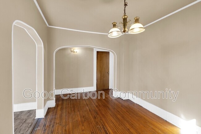 Building Photo - 189 West Ave Unit 1 Rental