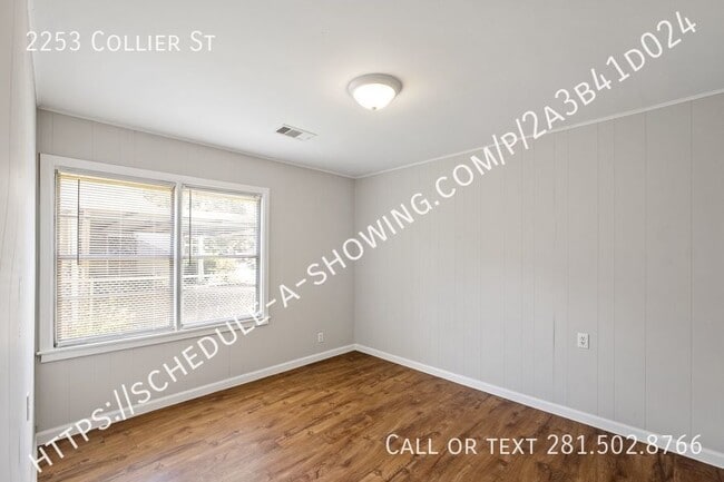 Photo - 2253 Collier St