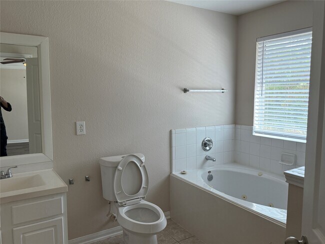 Photo - 8147 Barnes Ridge Ln