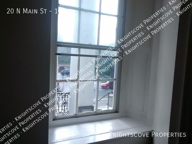20 N Main St Unit 10