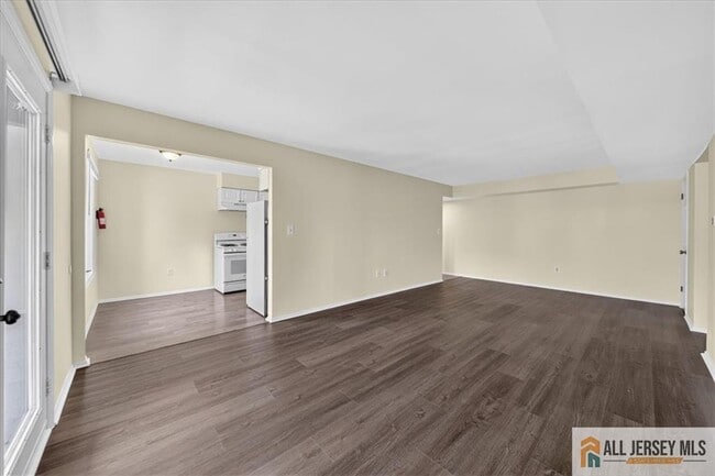 Photo - 710 Peach St