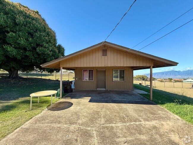 Building Photo - 3034 Old Haleakala Hwy Unit Cottage Rental