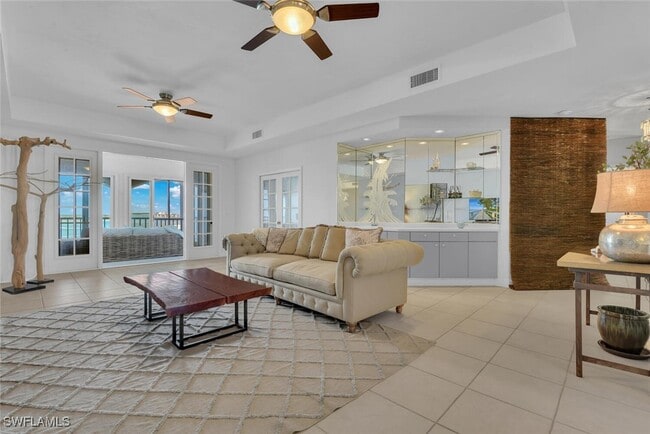 Photo - 2000 Royal Marco Way Unit 2-607