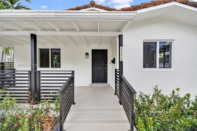 Photo - 426 SW 26th Rd