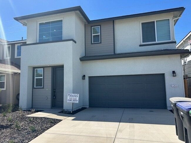 Building Photo - Brand new 4 bedroom 3 bathroom with solar ... Rental