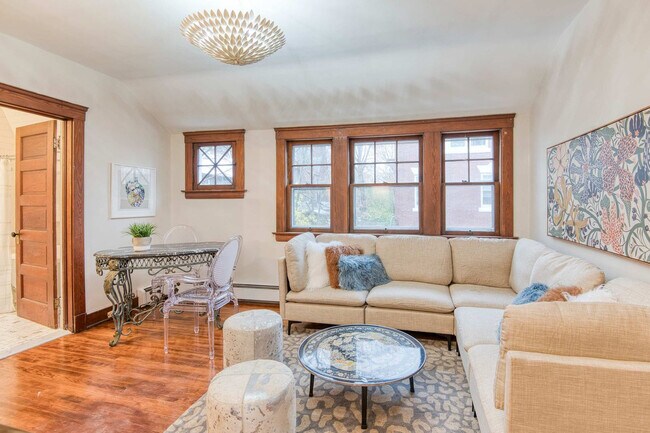 Photo - 3073 Fairmount Blvd Unidad ID1288914P