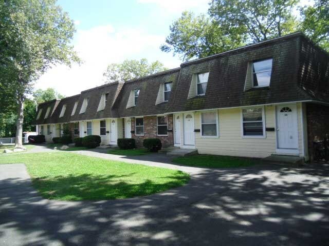 Central Avenue Apartments - Central Avenue Apartments