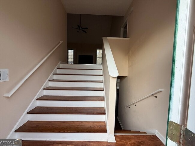 Photo - 175 River N Ct