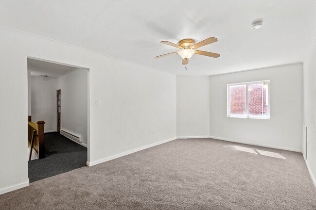 Photo - 1605 Westmont Avenue