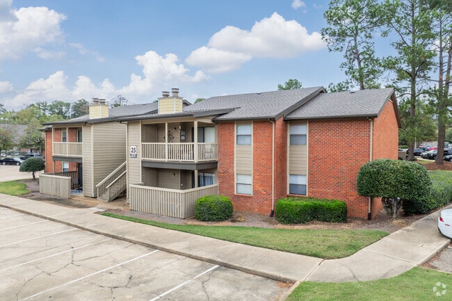 Mark Apts.