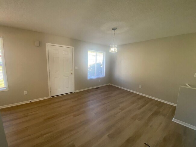 Photo - 3101 SE 17th St Unidad 3103 SE 17th Street