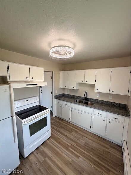 Photo - 9976 Darrow Rd Unit 6