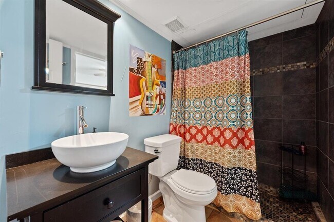 Photo - 1818 S Lakeshore Blvd Unit 15