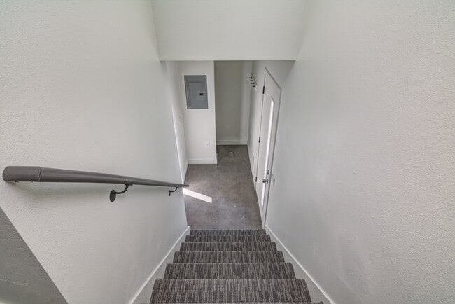 Photo - 3253 Fairfax St