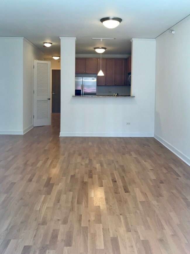 Photo - 450 E Waterside Dr Unit 407