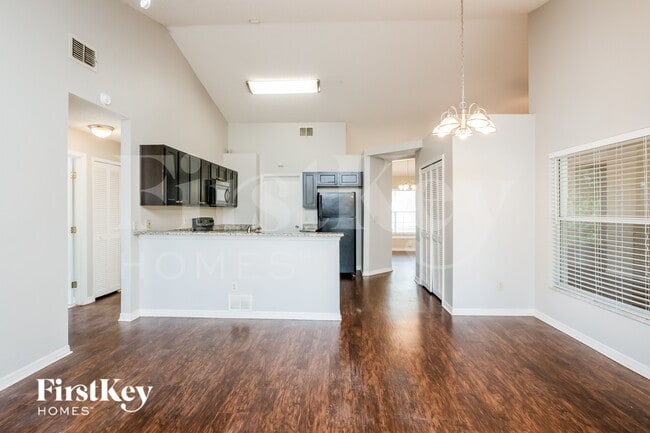 Photo - 6809 Coral Cove Dr