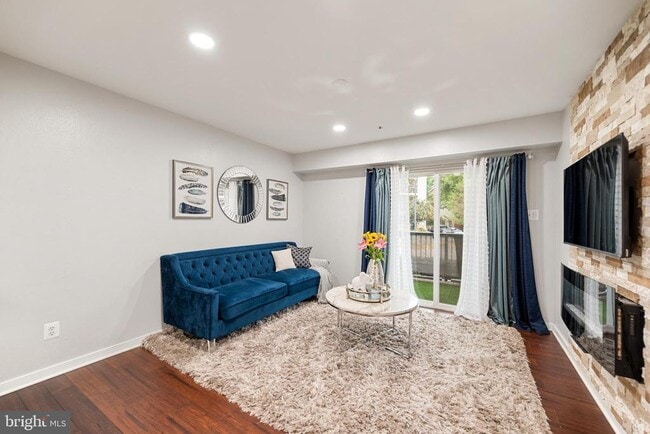 Photo - 3309 Wyndham Cir Unit 1180