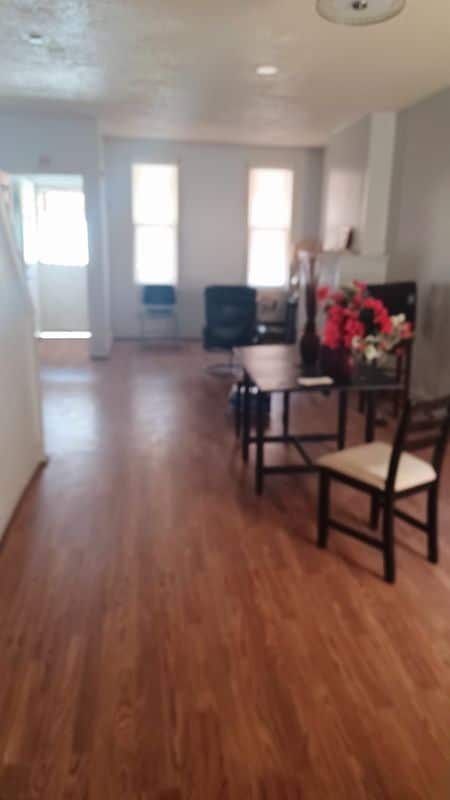 Photo - 2420 W Seybert St