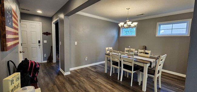 Photo - 354 Niblick Dr
