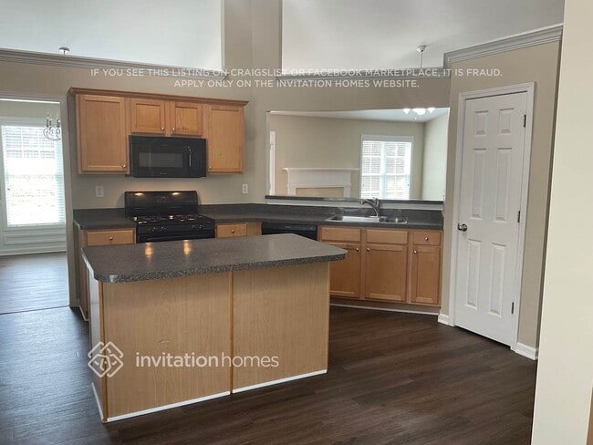 Photo - 2819 Merrion Park Ln NE