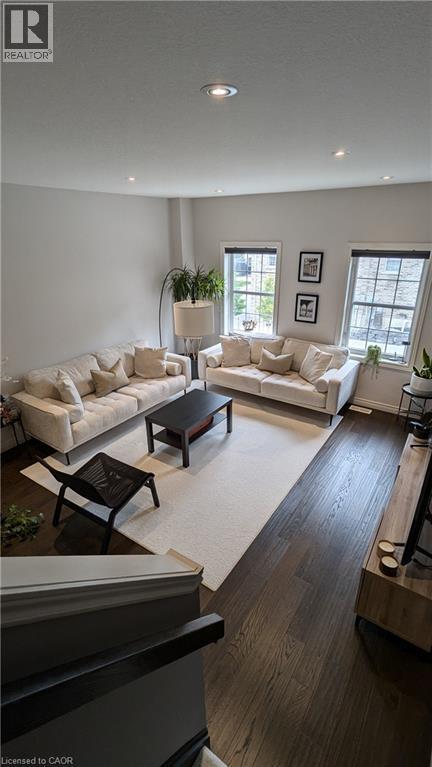 Photo - 90 Robert Peel Rd