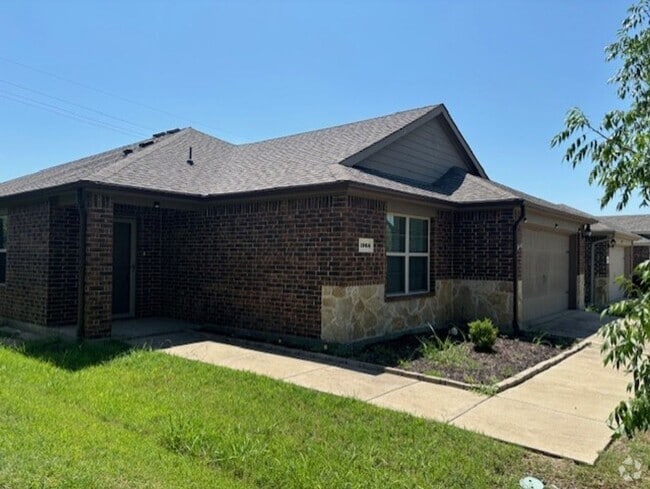 Building Photo - PERFECT HOME IN PRINCETON!