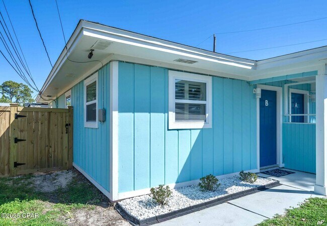 Photo - 7308 Sunset Ave Unit B