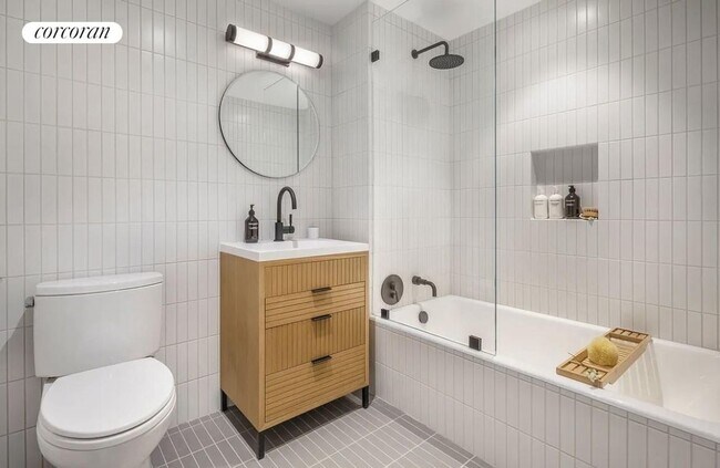 Photo - 111 Montgomery St