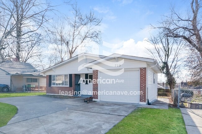 Photo - 710 Chambers Rd
