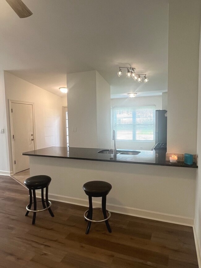 Photo - 1830 Shetland Rd