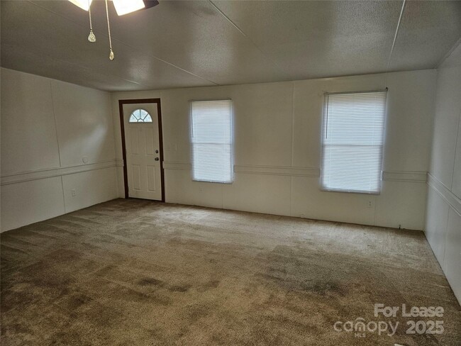 Photo - 2292 W Wade Ave