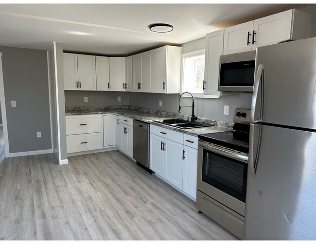 Building Photo - 30 E 7th Ave Unit 2 Rental