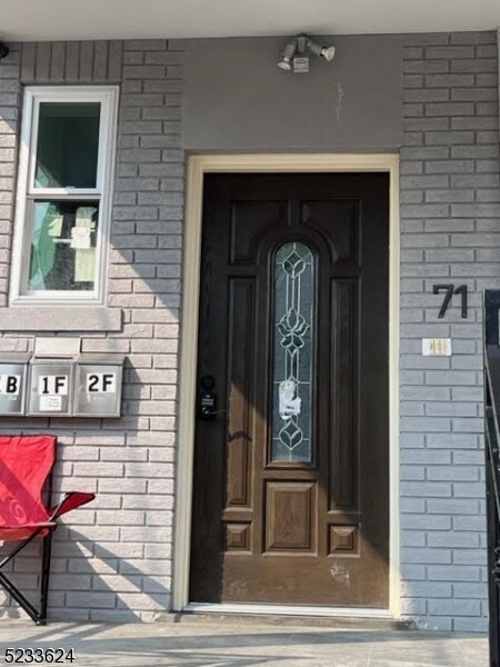 Photo - 71 Irving St