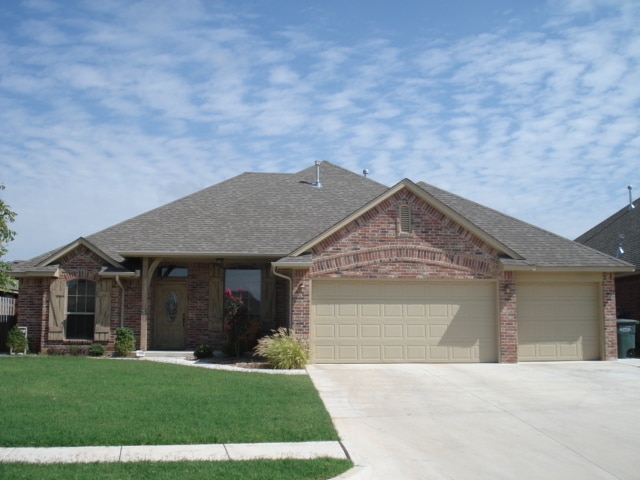 Building Photo - 3 Bed + Office - Edmond North - Spacious Home