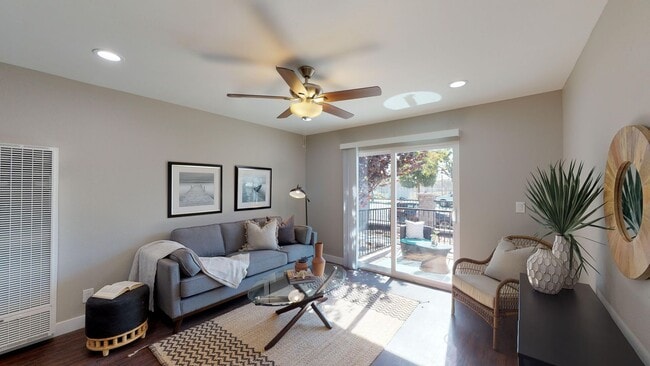 Photo - The Hideaway