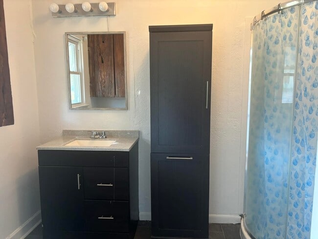 Photo - 121 St Landry St