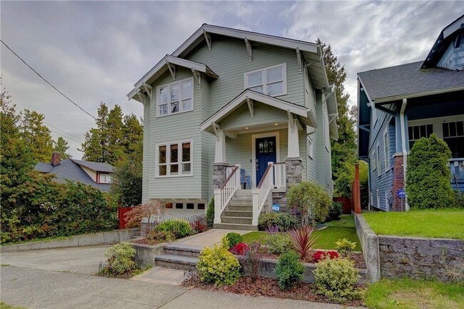Building Photo - Magnolia Home