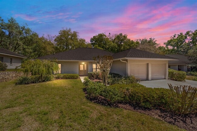 Building Photo - 3025 W Bermuda Dunes Dr