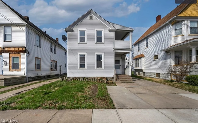 Building Photo - 3134 W 88th St Unit Up