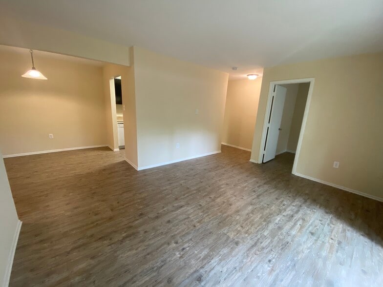 Living Room / Dining Area