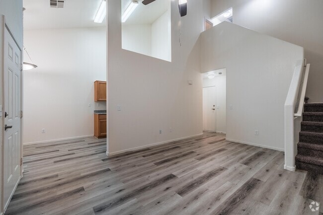 2 BR, 2.5 BA - 1,000SF