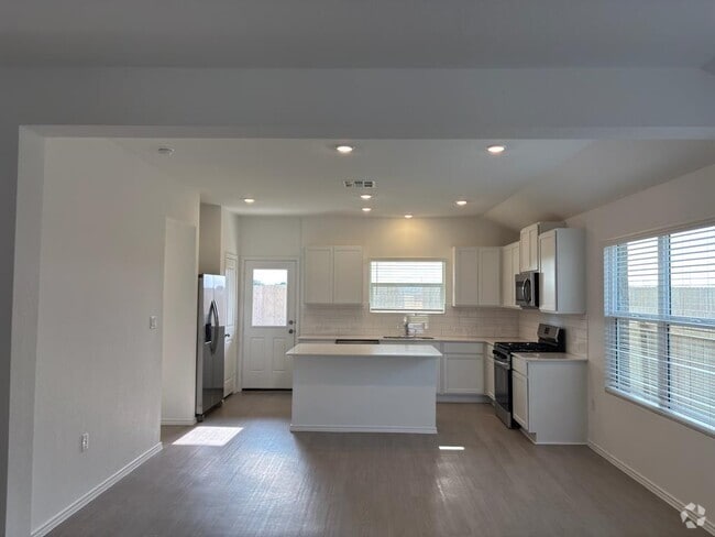 Building Photo - 209 Camargue Dr Rental