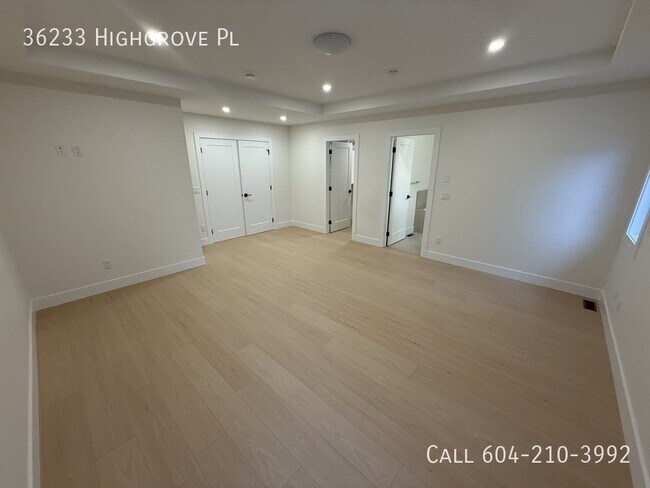 Photo - Brand New Large Rowhomes Near Ledgeview