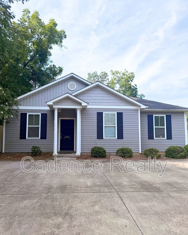 Photo - 4908 Maple Ave