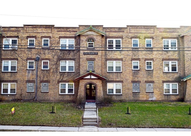 Photo - 415 Probasco St Unit 419-07